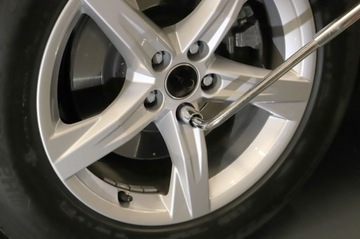 Телескопический колесный ключ 17/19 мм GOODYEAR