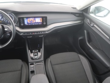 Skoda Octavia IV Liftback 1.0 TSI EVO 110KM 2020 Skoda Octavia 1.0 TSI e-tec, Salon Polska, zdjęcie 7