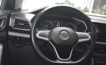 Volkswagen T-Cross 2019 Volkswagen T-Cross Volkswagen T-Cross 1.6 TDI SCR DSG Style 1.6 Diesel 95KM, zdjęcie 17