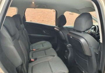 Renault Grand Scenic III 1.3 Energy TCe 140KM 2018 Renault Grand Scenic 7-osobowy Bezwypadkowy Serwis GetHelp 1.3 140KM, zdjęcie 13