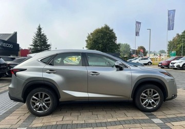 Lexus NX I SUV 200t 238KM 2015 Lexus NX Niski przebieg Bardzo dobry stan Faktura VAT 23 2.0 Benzyna, zdjęcie 5