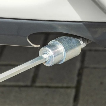 КЛЮЧ ДЛЯ ОПОРЫ КЕМПИНГОВОГО ПРИЦЕПА, ОТВЕРТКА