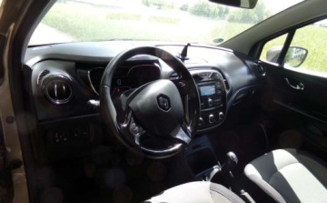 Renault Captur I Crossover 0.9 Energy TCe 90KM 2015 Renault Captur Renault Captur Benzyna 90KM, zdjęcie 11