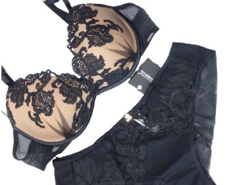 Komplet biustonosz figi 80C + L push up Balaloum