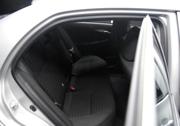 Toyota Corolla X Sedan Facelifting 1.4 D-4D 90KM 2013 Toyota Corolla Polski salon_1.4 D_90KM _ klimatyzacja _ podgrzewane fotele, zdjęcie 6