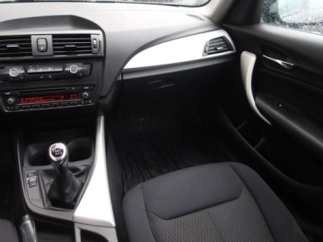 BMW Seria 1 F20-F21 Hatchback 5d 116i 136KM 2012 BMW 1 116i, Salon Polska, Xenon, Bi-Xenon, Klima, zdjęcie 7