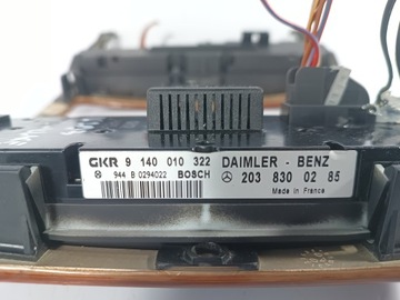 MERCEDES W203 S203 00- PANEL VENTILACE Z RÁMEČEK OE 2038300285