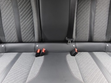 Peugeot 2008 II SUV 1.2 PureTech 100KM 2023 Peugeot 2008 1.2 PureTech, Salon Polska, zdjęcie 9