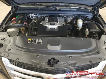 Cadillac Escalade III 2015 Cadillac Escalade _LUXURY_4x4_6.2 L_2015r 6.2 Benzyna 420KM, zdjęcie 11