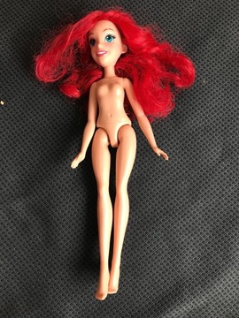 HASBRO 2015r,Lalka DISNEY Arielka 26cm