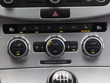 Volkswagen Passat B7 Limousine 1.4 TSI 160KM 2013 VW Passat 1.4 TSI, Salon Polska, Skóra, Navi, zdjęcie 15