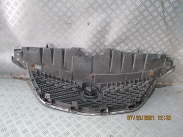 MASKA MŘÍŽKA CHLADIČŮ MAZDA MPV 04-06 FACELIFT