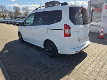 Ford Tourneo Courier I Mikrovan 1.0 EcoBoost 100KM 2017 Ford Tourneo Courier Benzyna 100KM, zdjęcie 2