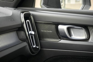 Volvo XC40 2021 R-DESIGN ___ SUPER PREZENCJA__ PANORAMA __HARMAN KARDON__KEYLES GO, zdjęcie 33