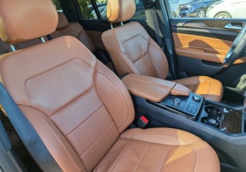 Mercedes GLS X166 Off-Tourer 3.0 350 d 258KM 2017 Mercedes-Benz GLS zarejestrowany 3.0 Diesel 258KM, zdjęcie 32