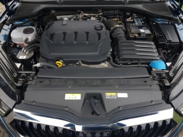 Skoda Octavia IV Kombi 2.0 TDI 115KM 2022 SKODA OCTAVIA 2,0 TDI AMBITION KRAJOWY I-WŁAŚCICIEL SERWISOWANY ALU R17, zdjęcie 13