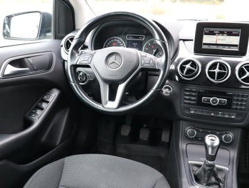 Mercedes Klasa B W246 Sports Tourer 180 BlueEFFICIENCY 122KM 2014 Mercedes B B 180, Navi, Klima, Parktronic, zdjęcie 6
