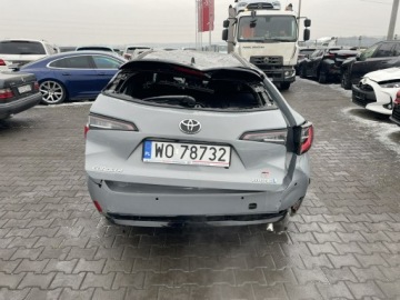 Toyota Corolla XII TS Kombi 1.8 Hybrid 122KM 2022 Toyota Corolla PL GR Sport Hybryda Automat Kamera, zdjęcie 2