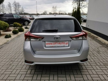 Toyota Auris II Touring Sports Facelifting 1.6 Valvematic 132KM 2015 Toyota Auris 1.6 132KM Salon PL LIFT 1-Właś., zdjęcie 6