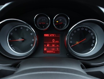 Opel Insignia I Sedan Facelifting 1.8 Twinport ECOTEC 140KM 2015 Opel Insignia 1.8, Salon Polska, Serwis ASO, zdjęcie 10