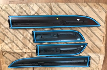 НАКЛАДКА ДВЕРНАЯ PORSCHE MACAN 95B OEM 2015-22 накладка
