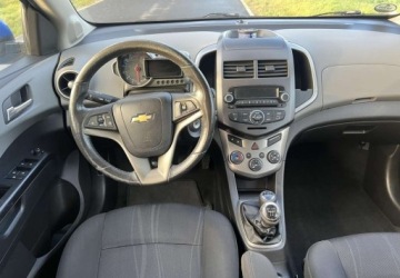 Chevrolet Aveo T300 Hatchback 5d 1.6 115KM 2011 Chevrolet Aveo Chevrolet Aveo II (T300) 1.6 LTZ 1.6 Benzyna 115KM, zdjęcie 2