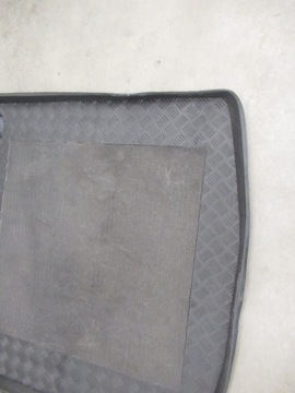 Коврик в багажник BMW e61.