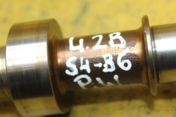 ВЫХЛОПНЫЙ ВАЛ ПРАВЫЙ A6 S4 B6 4.2 B BBK