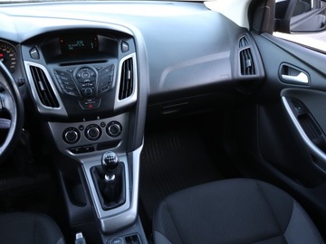 Ford Focus III Hatchback 5d facelifting 1.6 TDCi 115KM 2014 Ford Focus 1.6 TDCi, Salon Polska, Serwis ASO, zdjęcie 7