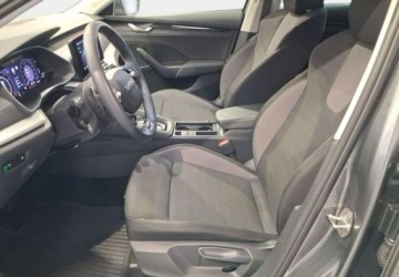 Skoda Octavia IV Liftback 1.5 TSI EVO 150KM 2024 Skoda Octavia Selection 1.5 e-TSI 150KM DSG 202425 r., Salon PL, I wl, VAT, zdjęcie 12