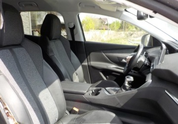 Peugeot 3008 II Crossover 1.2 PureTech 130KM 2019 Peugeot 3008 Okazja 1.2 Benzyna 130KM, zdjęcie 19