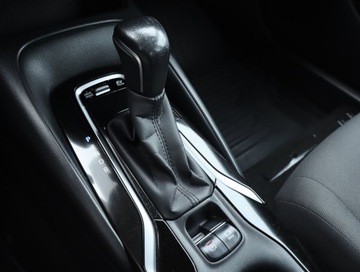 Toyota Corolla XII Sedan 1.8 Hybrid 122KM 2020 Toyota Corolla 1.8 Hybrid, Salon Polska, zdjęcie 15