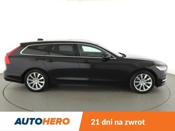 Volvo V90 II Kombi Plug In 2.0 T8 Twin Engine 391KM 2019 Volvo V90 Momentum PHEV T8 AWD automat skóra navi, zdjęcie 8