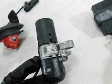 ЗАМОК КЛЮЧА ЗАЖИГАНИЯ KTM SMT 990 SUPERMOTO 11-12 62611066044