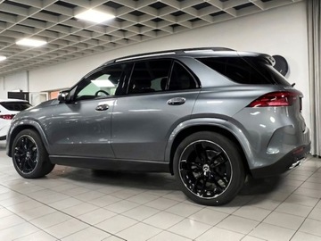 Mercedes GLE V167 SUV Facelifting 2.0 300d 269KM 2025 MERCEDES-BENZ GLE 300 d 4-Matic AMG Line 2.0 (269KM) 2025, zdjęcie 3