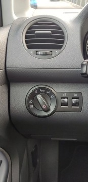 Volkswagen Caddy III Kombi Facelifting 1.6 TDI 102KM 2012 Volkswagen Caddy 1.6 tdi ,maxi ,bezwypadek ,bogata wersja ,duzo nowych cze, zdjęcie 17