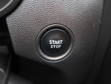 Dacia Duster II SUV 1.0 TCe 90KM 2021 Dacia Duster 1.0 TCe, Salon Polska, Serwis ASO, zdjęcie 19