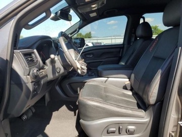 Nissan Titan 2021 Nissan Titan 2021, 5.6L, 4x4, SV, po gradobiciu, zdjęcie 7