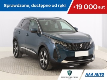 Peugeot 3008 II Crossover Facelifting  1.2 PureTech 130KM 2021 Peugeot 3008 1.2 PureTech, Salon Polska