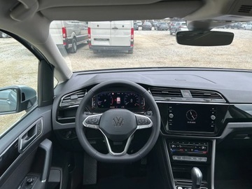 Volkswagen Touran III 1.5 TSI EVO 150KM 2025 Volkswagen Touran Highline 1.5 TSI 150 KM, zdjęcie 13