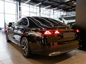 Mercedes Klasa E W214 Sedan 2.0 220d 197KM 2025 E Klasa 220 d 4-Matic Avantgarde 2.0 (197KM) 2025, zdjęcie 1