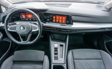 Volkswagen Golf VIII Hatchback 1.5 eTSI EVO mHEV 150KM 2020 Volkswagen Golf 1.5 eTSI 150KM Hybryda Life DSG Virtual cockpit Kamera Asy, zdjęcie 18