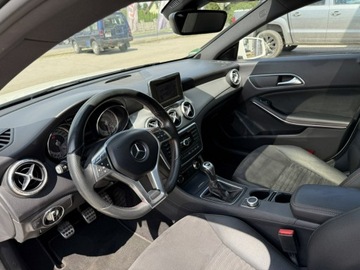 Mercedes CLA C117 Coupe 1.6 180 122KM 2014 Mercedes CLA 180 AMG-Line*Panorama*, zdjęcie 16