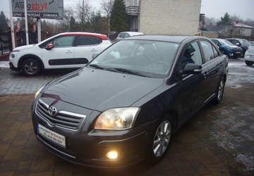 Toyota Avensis II Sedan 2.0 D-4D 126KM 2008 Toyota Avensis Toyota Avensis II Salon PL 2.0 Diesel 126KM, zdjęcie 2