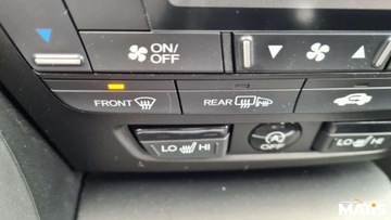 Honda Civic IX Hatchback 5d Facelifting 1.4 i-VTEC 100KM 2016 Honda Civic 1.4Benz manual Navi Kamera climatronic biala perla 1.3 99KM, zdjęcie 17