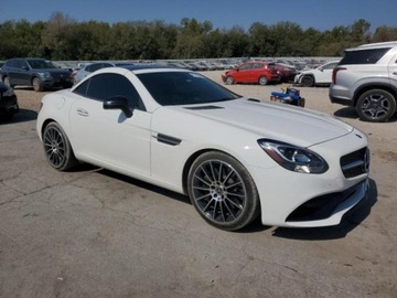 Mercedes SLC 2019 Mercedes-Benz SLC 2019 MERCEDES-BENZ SLC 300, silnik 2.0 L 2.0 Benzyna, zdjęcie 4