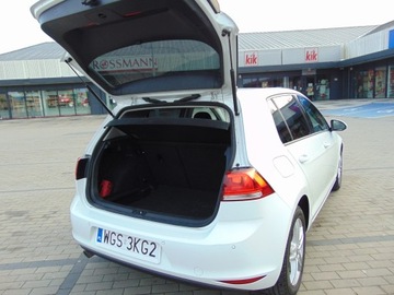 Volkswagen Golf VII Hatchback 3d 1.6 TDI BlueMotion 110KM 2015 VW GOLF 7 1.6 TDI 110 PS NAVI ALU TEMPOMAT KLIMATRONIC GRZANE FOTELE, zdjęcie 38