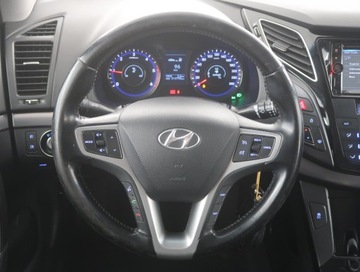 Hyundai i40 Sedan 1.7 CRDi 115KM 2012 Hyundai i40 1.7 CRDI, Salon Polska, Klima, zdjęcie 13
