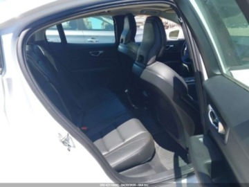 Volvo S60 III 2019 Volvo S60 2019 Volvo S60 T6 AWD Momentum 2.0 Benzyna 316KM, zdjęcie 7