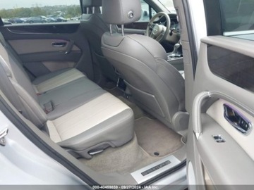 Bentley Bentayga 2019 Bentley Bentayga V8 2019 4.0l 4.0 Benzyna 542KM, zdjęcie 14